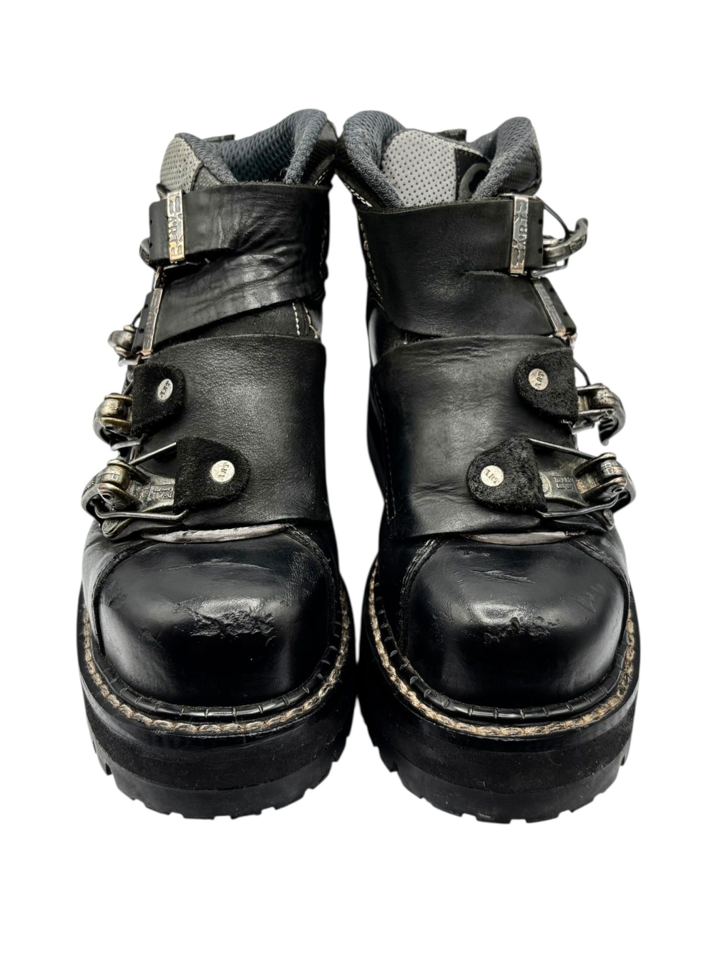 Vintage ART metal clasp platform boots size 36