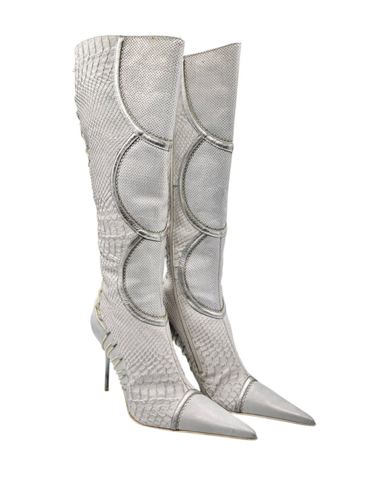Vintage pointy-toe knee-high leather boots, silver-white with panel stitching and slim heel