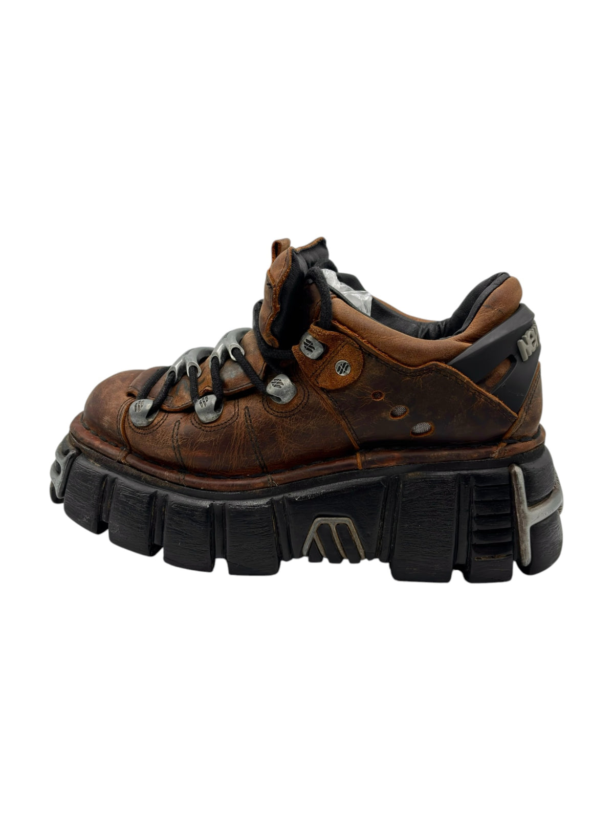 New Rock M-106-S1 brown platform boots with lace-up front and chunky black sole