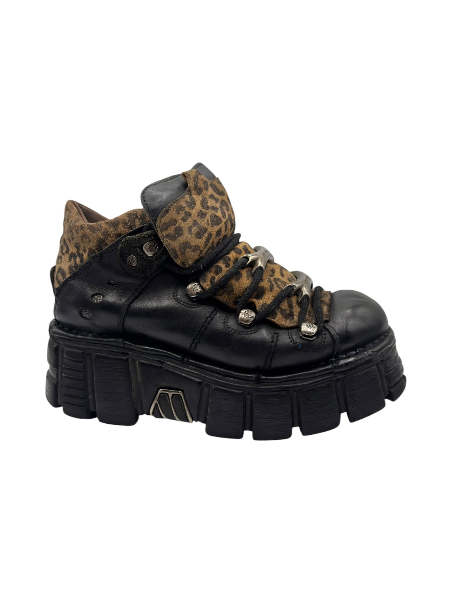 Vintage New Rock M106 leppard platform boots