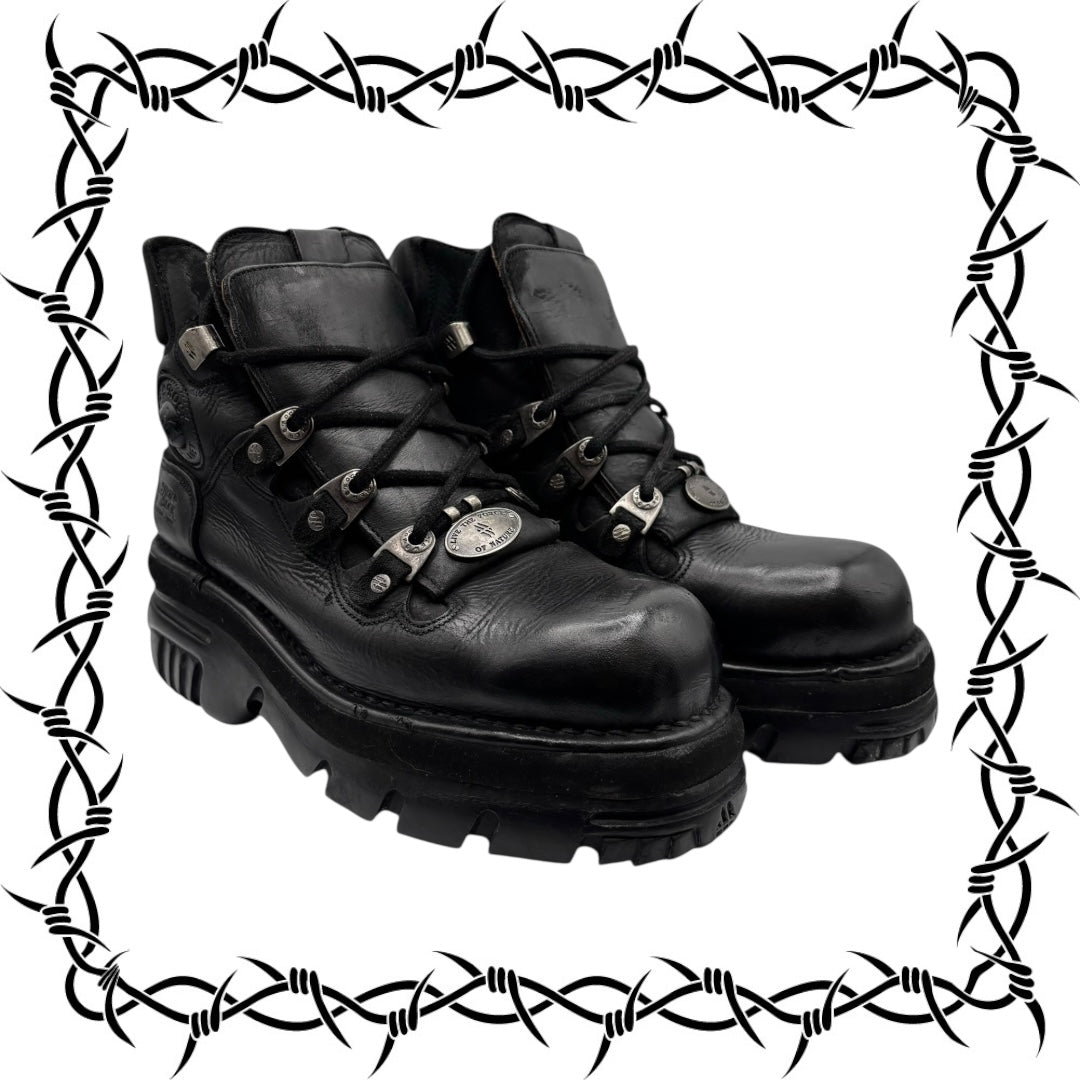 Vintage New Rock lace-up ankle boots size 44