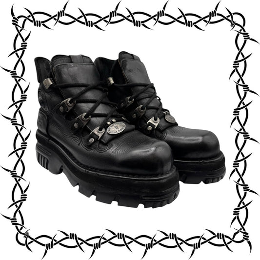 Vintage New Rock lace-up ankle boots size 44