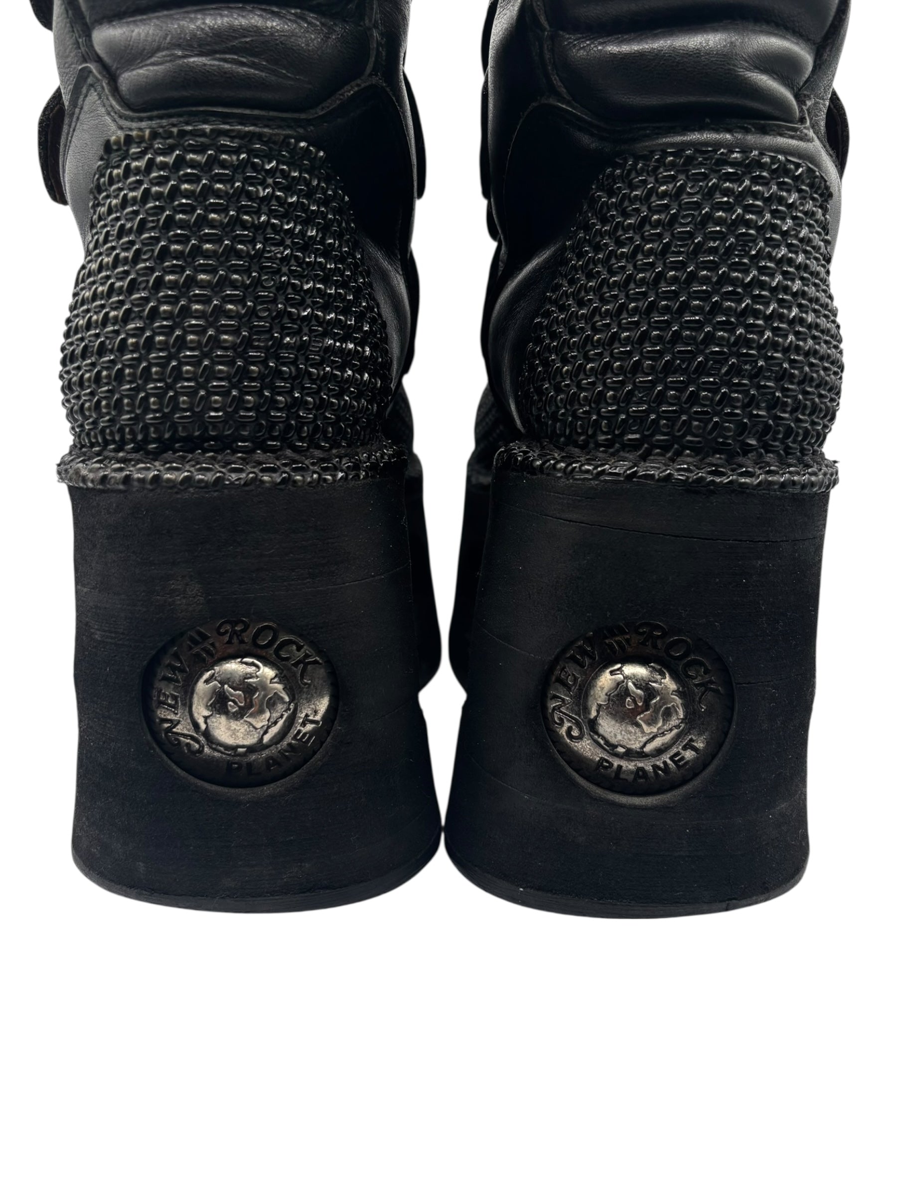 Vintage 90s New Rock armoured neptuno platform boots size 39