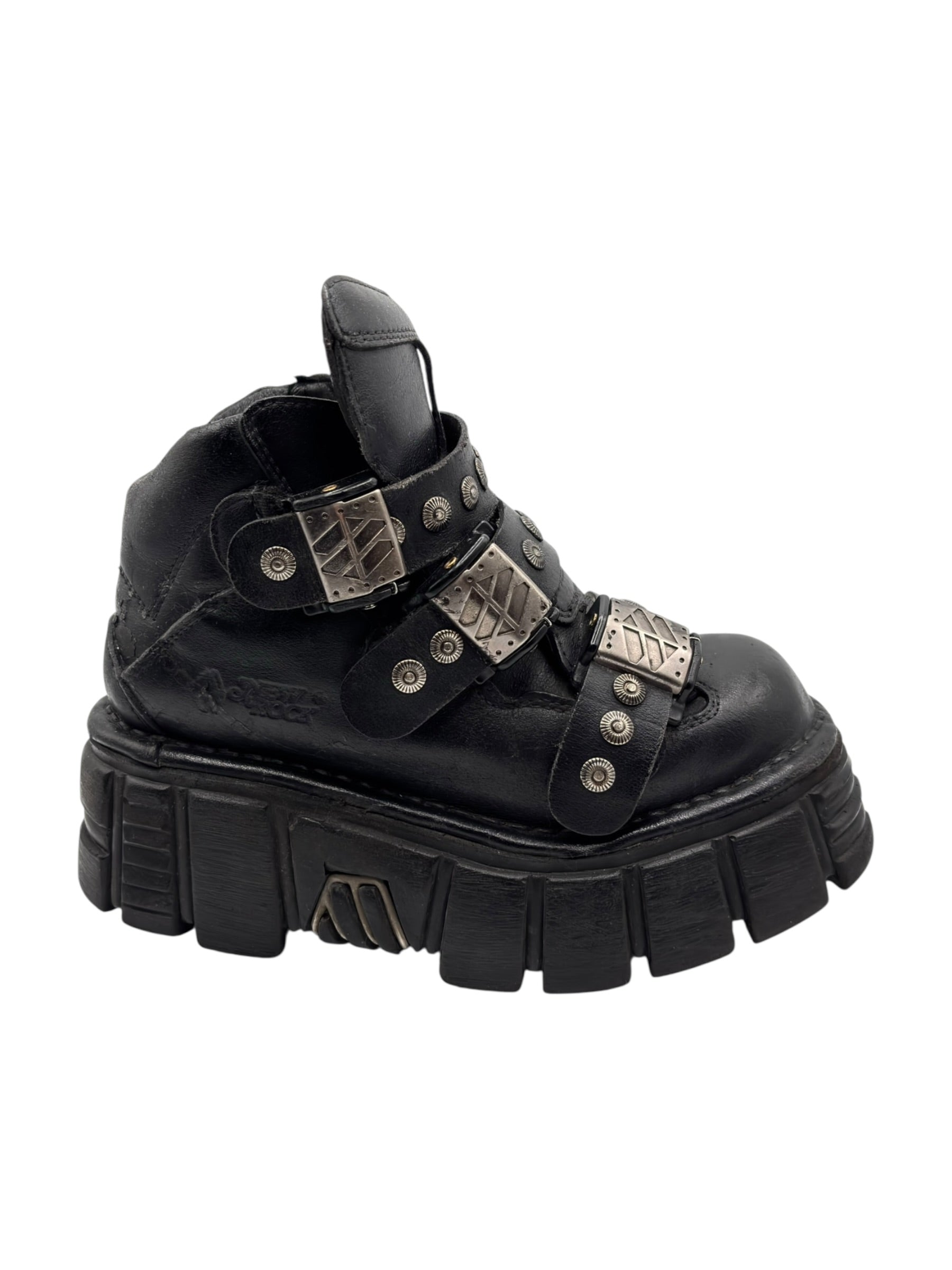 Vintage New Rock studded platform boots size 36