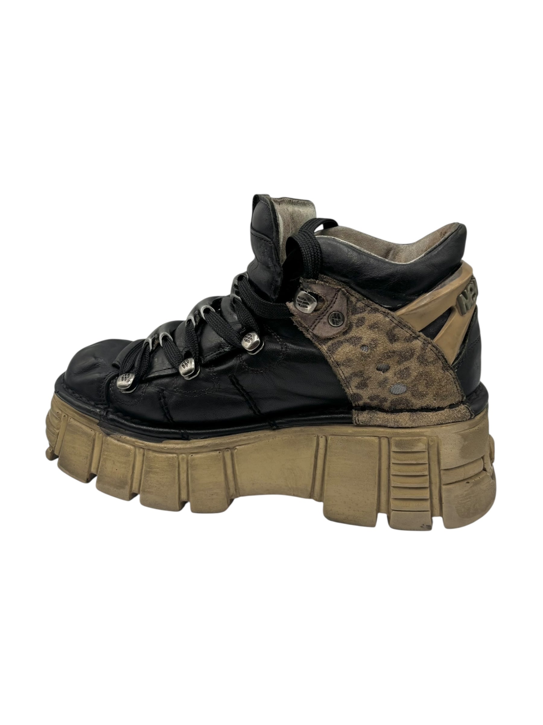 New Rock M-106 black/mustard platform boots size 38