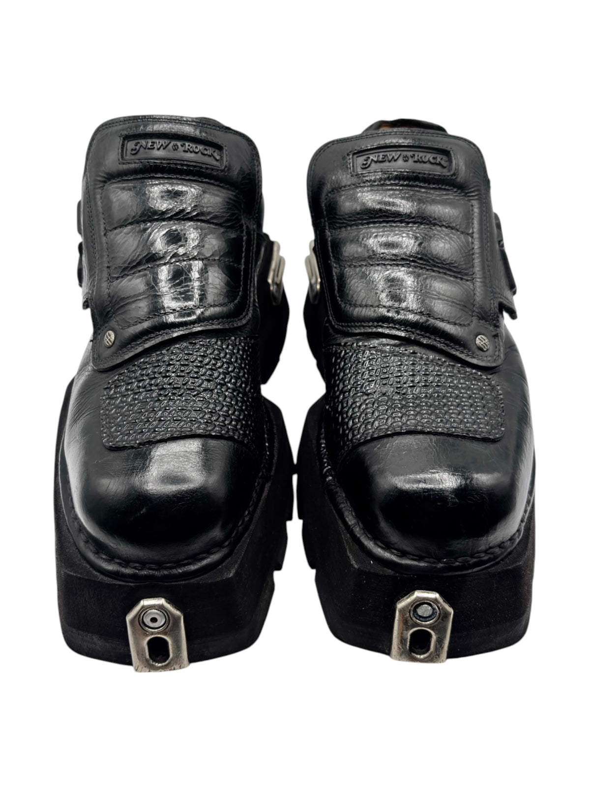 Vintage New Rock platform boots, black leather-look, chunky sole with metal eyelet accents