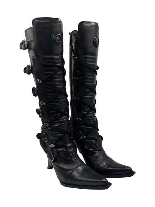 Knee-high leather biker boots in black, lace-up front with buckle straps