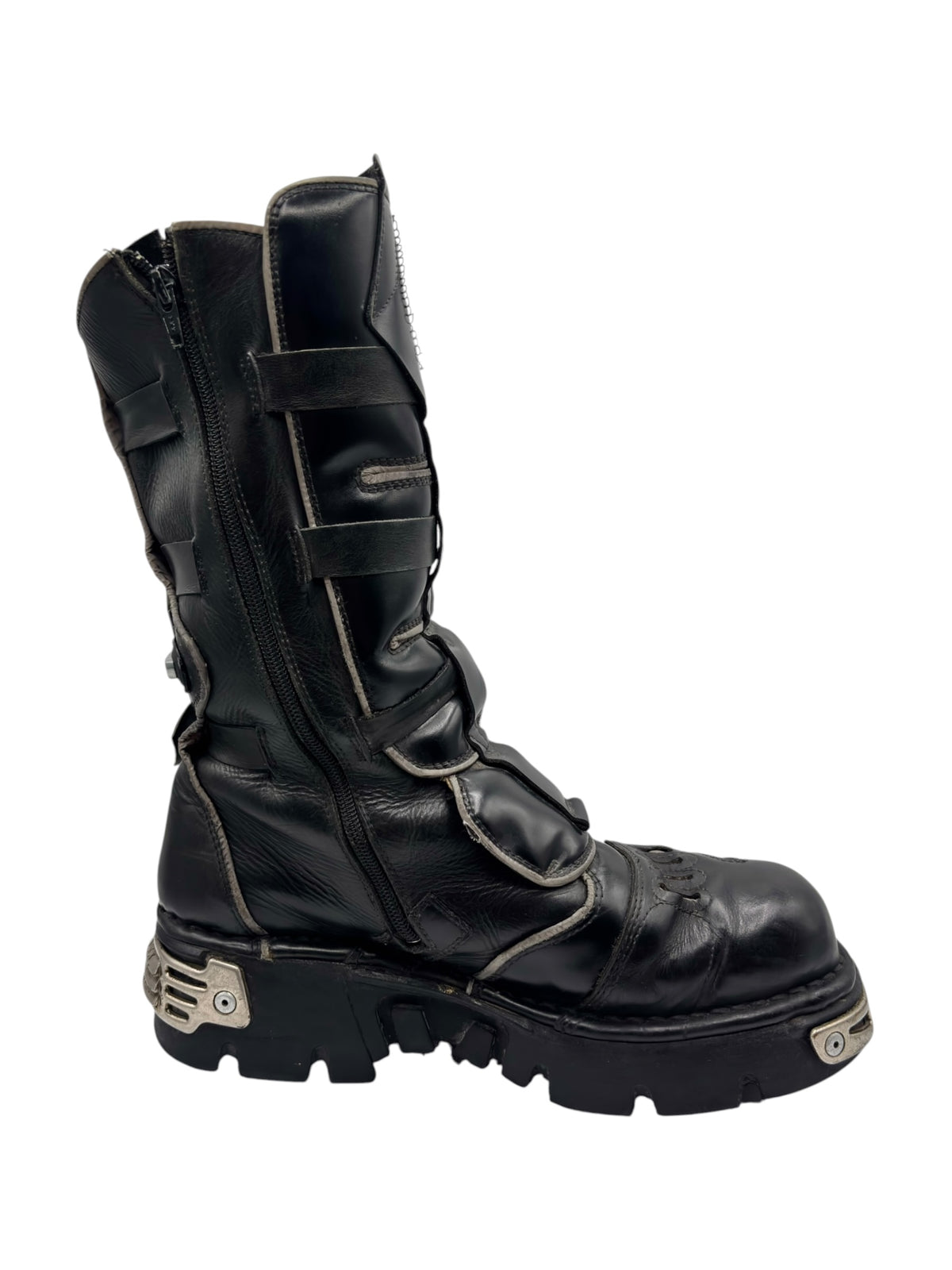 New Rock reactor boots side view black leather with front strap and rugged tread