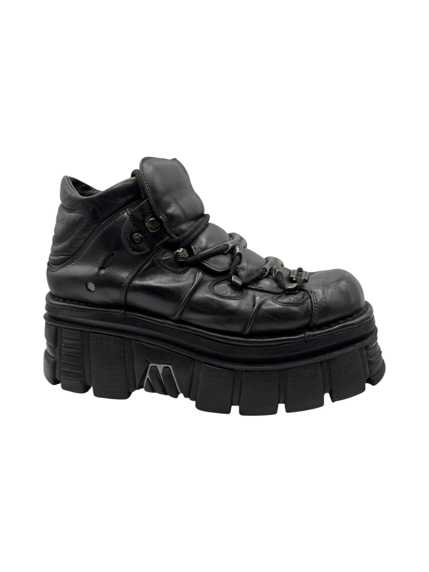 Vintage New Rock M106 black platform boots