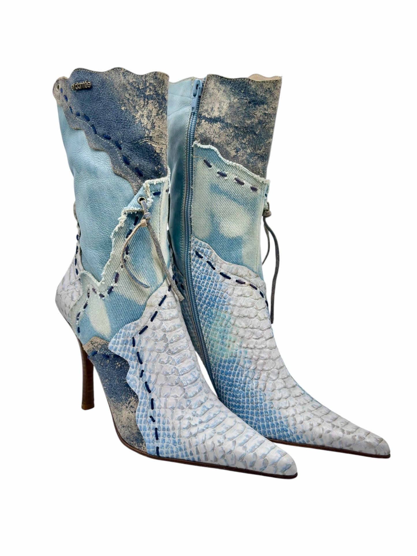 Beautiful vintage El Dantes light blue snake leather heels