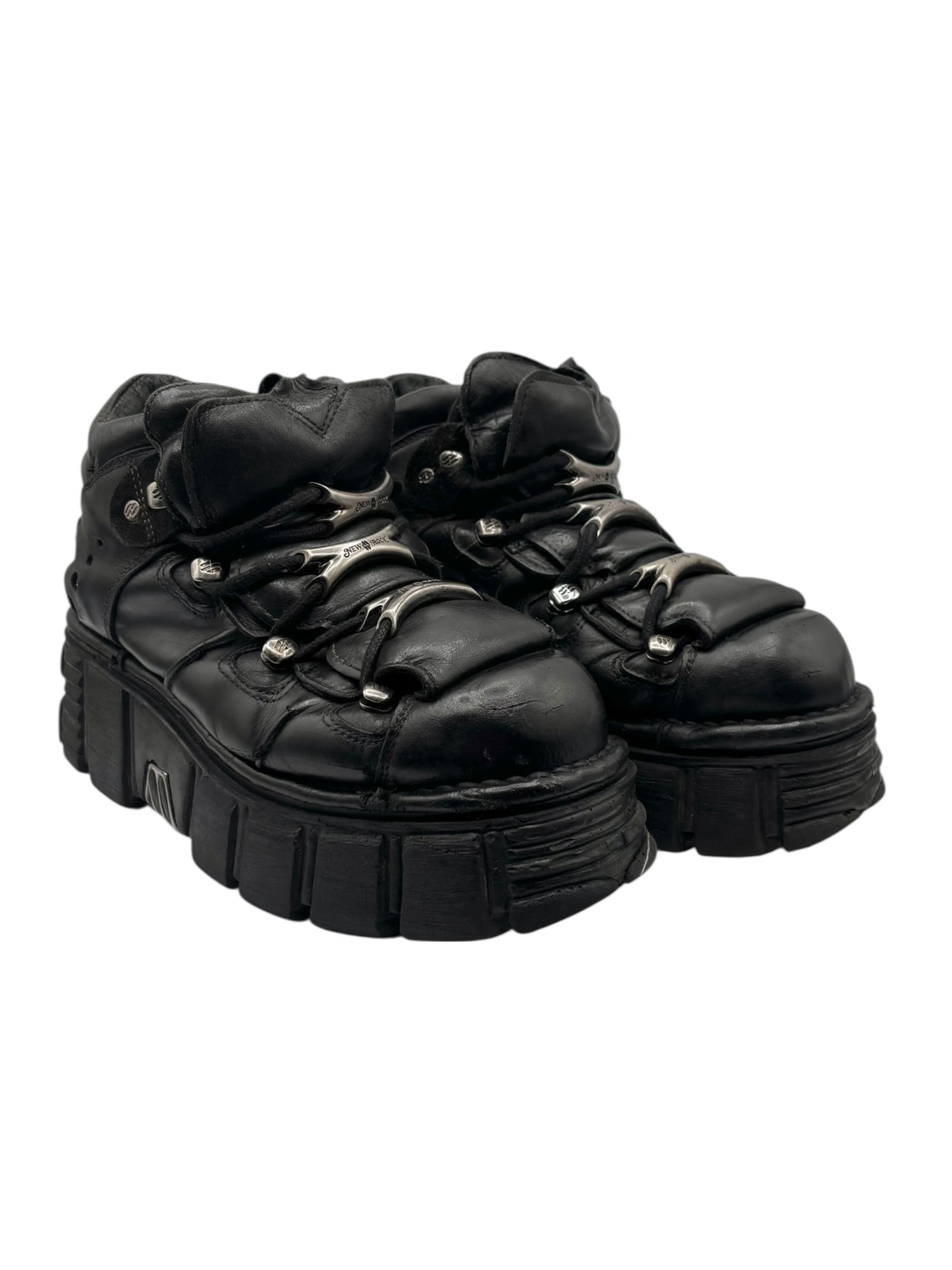 New Rock M106 platform boots size 40