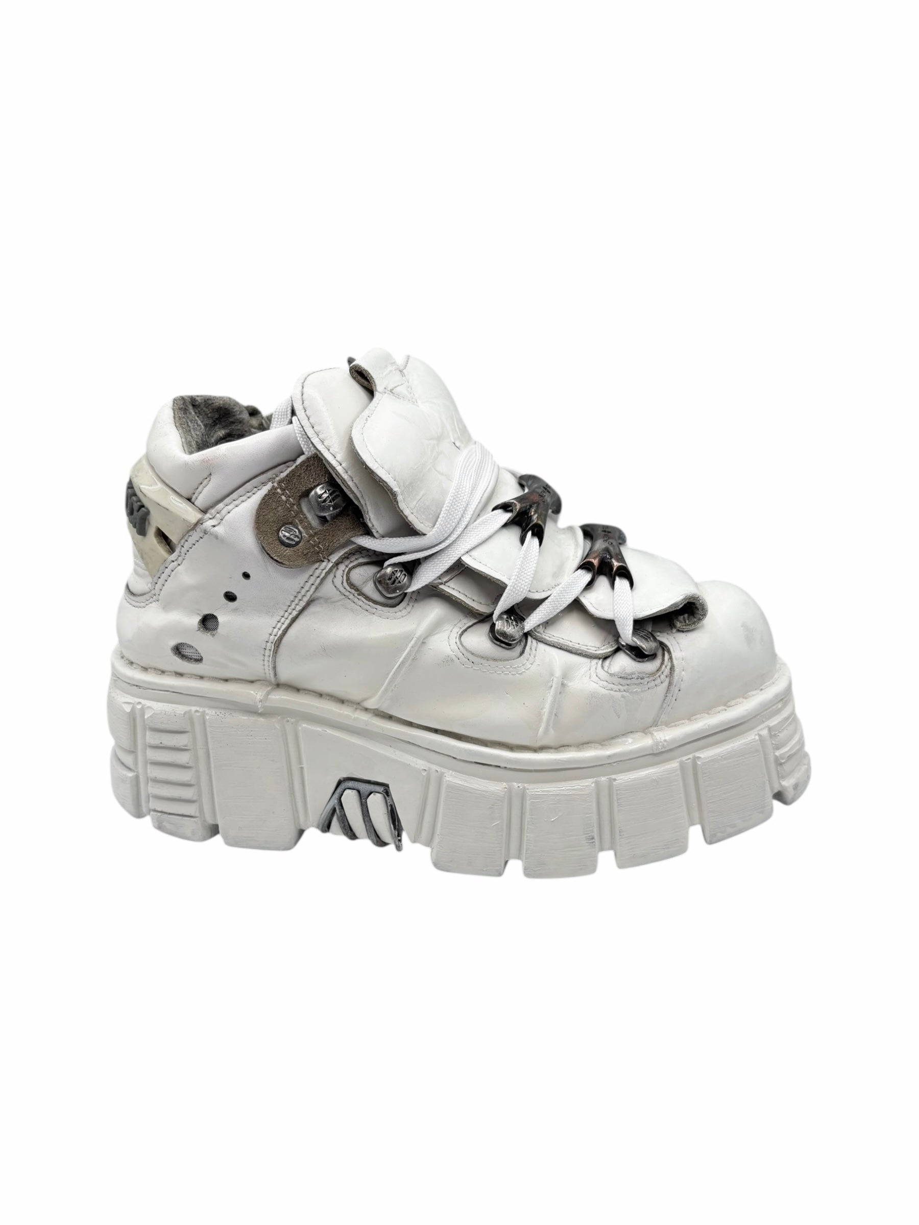 New Rock M-106 white platform boots size 38
