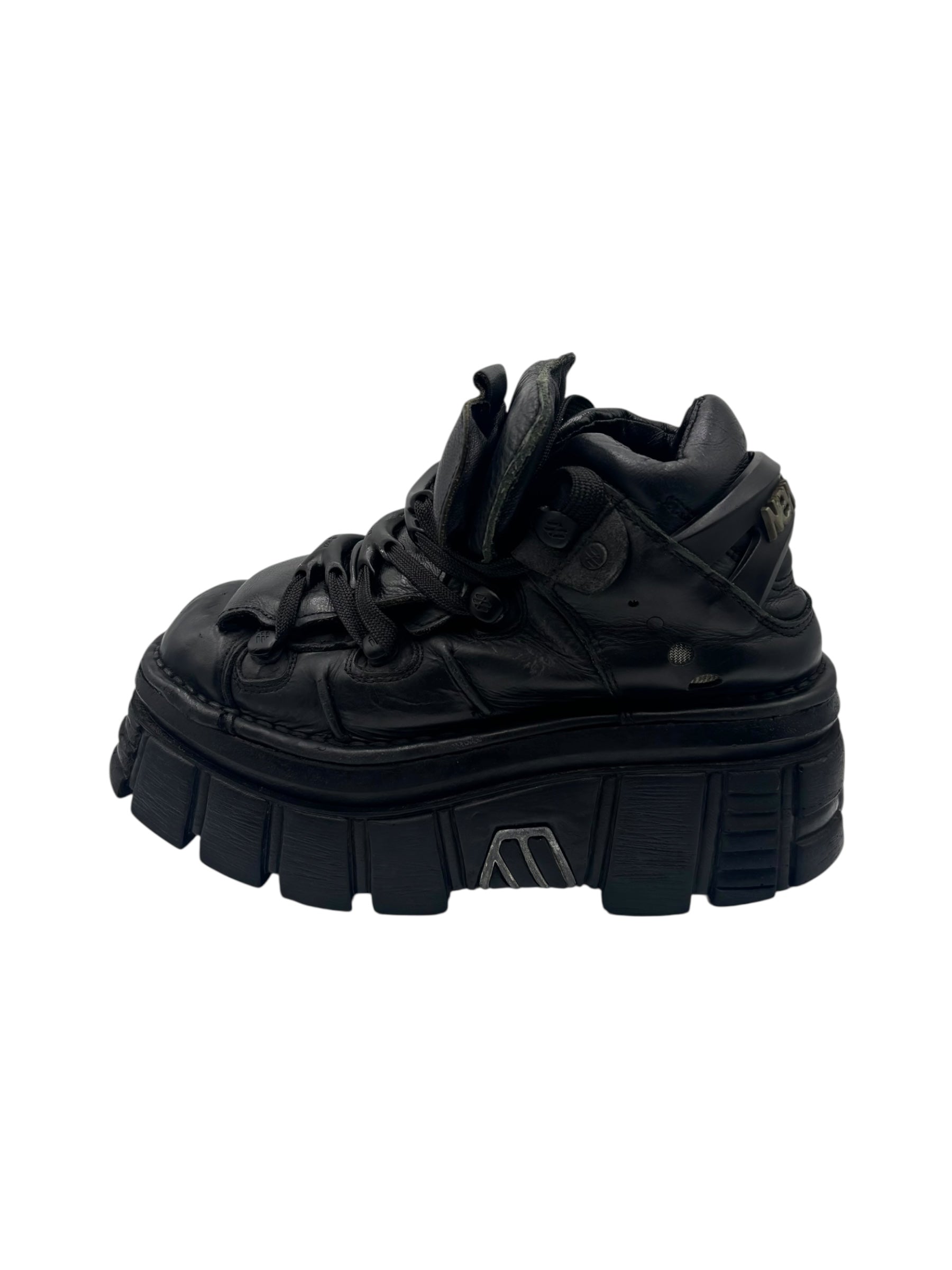 New Rock M-106 all black platform boots size 37