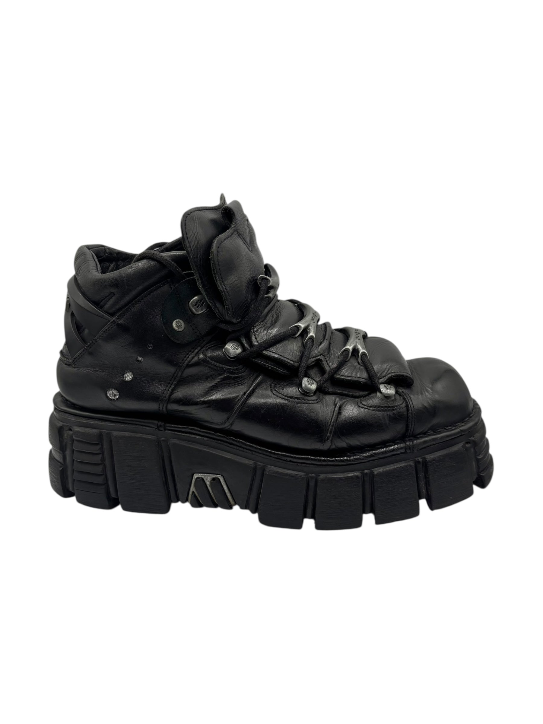 New Rock M106 platform boots size 46