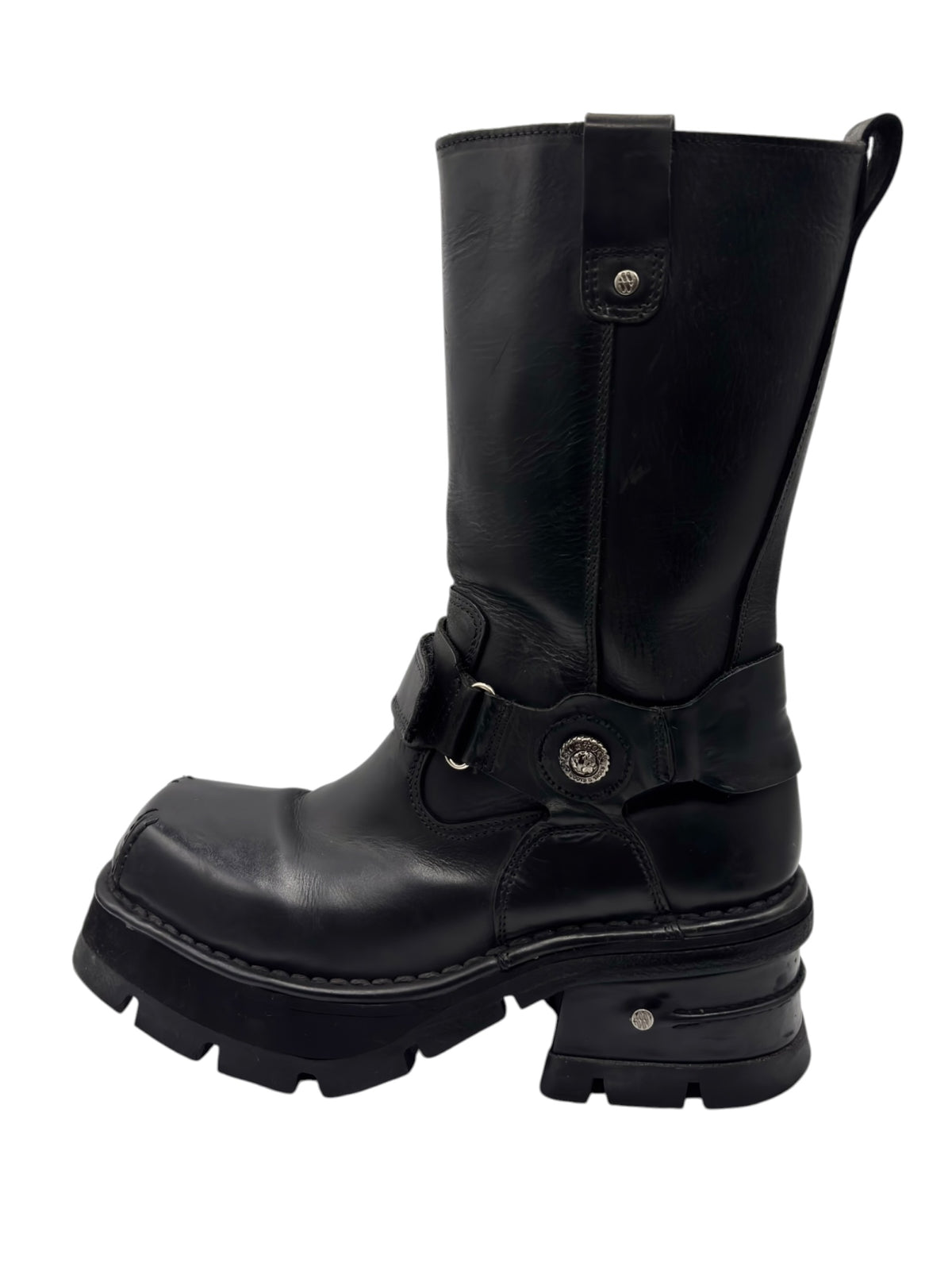 New Rock vintage leather biker boots, black, side buckle strap, chunky lug sole.