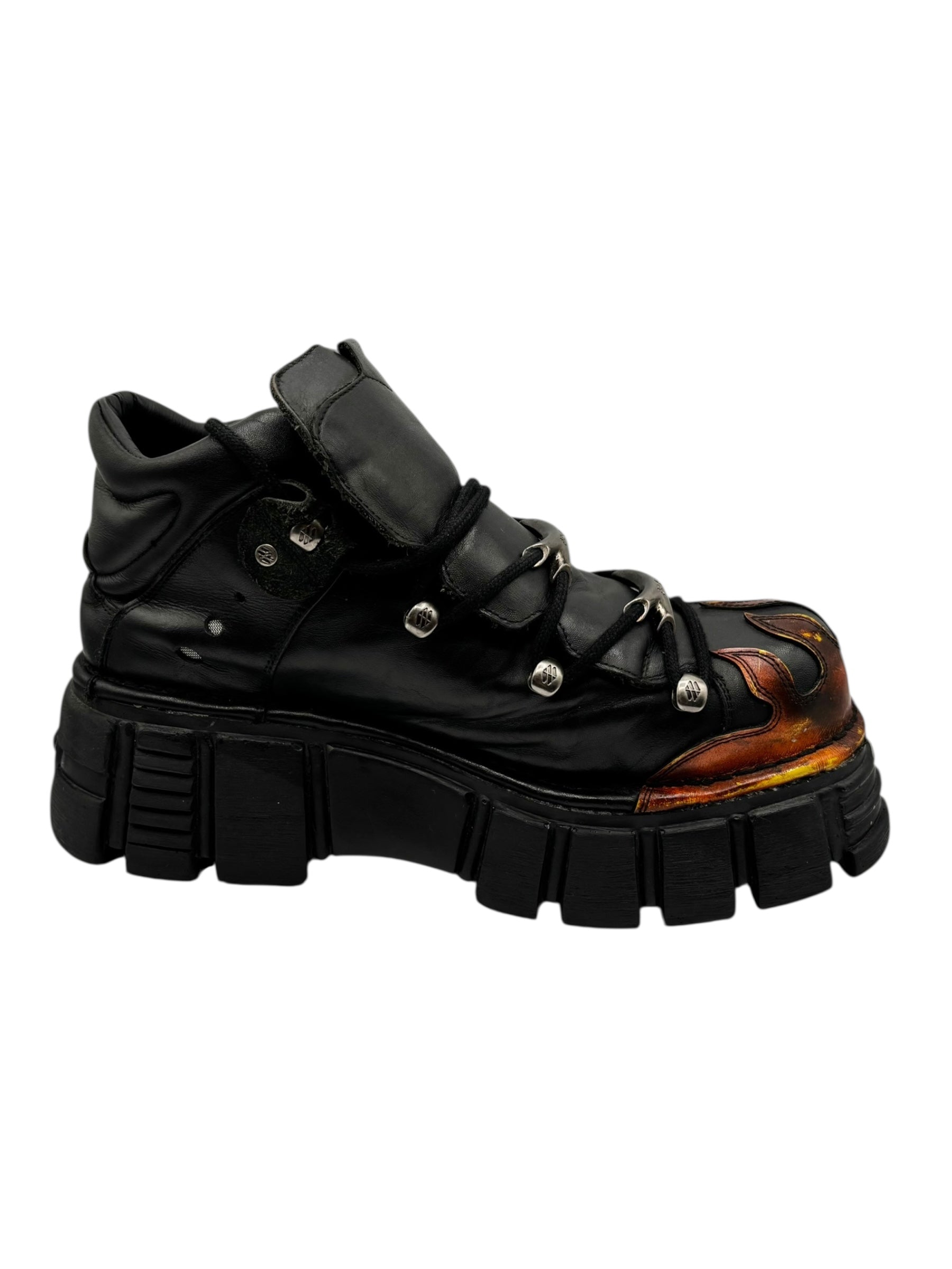New Rock M106 flame platform boots&nbsp; size 45